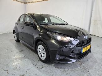 Schadeauto Toyota Yaris 1.5 Hybrid Active 2023/8