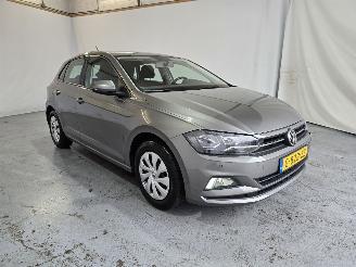 Vaurioauto  passenger cars Volkswagen Polo 1.0 TSI Comfortline 2019/12