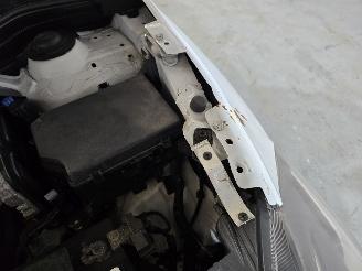 Suzuki SX4 1.0 Boosterjet Exclusive picture 12