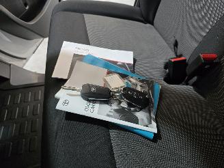 Toyota Proace Long Worker 2.0 D-4D L2 Challenger picture 38