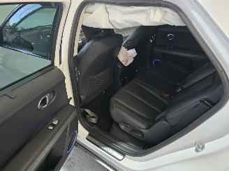 Hyundai Ioniq Lounge 73kWh picture 27