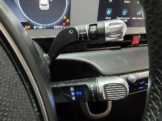 Hyundai Ioniq Lounge 73kWh picture 36