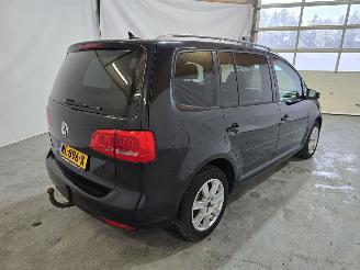 Volkswagen Touran 1.4 TSI Highline picture 7