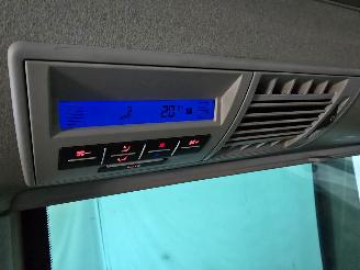 Volkswagen  Transporter Kombi 2.5 TDI 300 Highline picture 40
