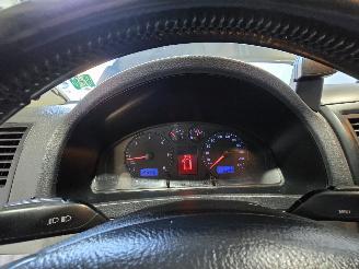 Volkswagen  Transporter Kombi 2.5 TDI 300 Highline picture 30