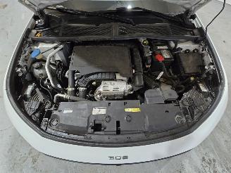 Peugeot 308 1.2 PureTech Active Pack Business picture 14