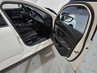 Peugeot 308 1.2 PureTech Active Pack Business picture 15