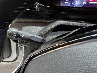 Peugeot 308 1.2 PureTech Active Pack Business picture 25