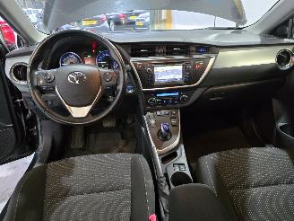 Toyota Auris 1.8 Hybrid Lease+ picture 28