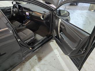 Toyota Auris 1.8 Hybrid Lease+ picture 21