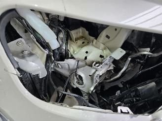 Citroën C3 1.2 PureTech C-Series picture 11