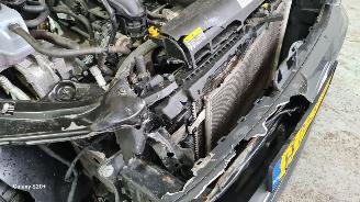 Volkswagen Polo 1.0 TSI Highline Business R picture 12