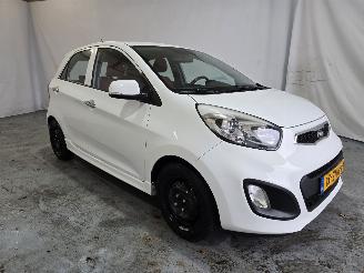 Vaurioauto  passenger cars Kia Picanto 1.0 CVVT Design Ed. 2013/3