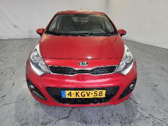 Kia Rio 1.2 CVVT Plus Pack picture 2