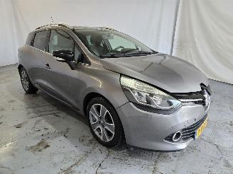 skadebil auto Renault Clio 0.9 TCe NightenDay 2014/11