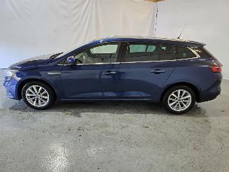 Renault Mégane Estate 1.6 dCi Série Signature Exclusiv picture 4