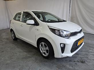 skadebil auto Kia Picanto 1.0 dpi Comfort 2023/10