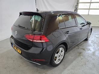 Volkswagen Golf E-Golf picture 7