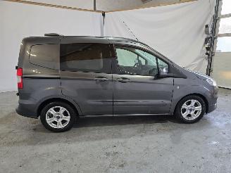 Ford Transit Courier Van 1.5TDCI Limited picture 8