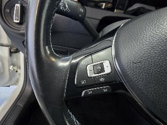 Volkswagen Golf E-Golf picture 26