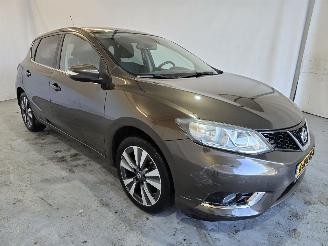 krockskadad bil auto Nissan Pulsar 1.2 DIG Connect 2015/3