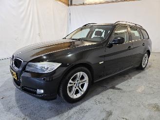 BMW 3-serie 320i picture 3