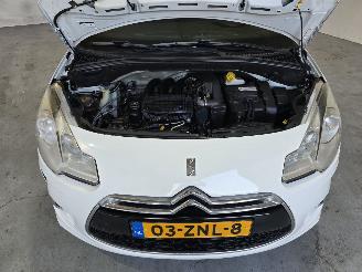 Citroën DS3 1.2 VTi So Chic picture 12