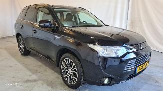 damaged passenger cars Mitsubishi Outlander 2.0 PHEV Instyle 2013/11