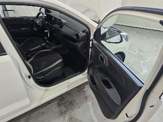 Hyundai I-10 1.0 Comfort picture 18