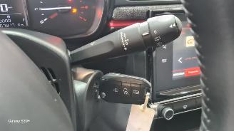 Citroën C3 1.2 PureTech ELLE picture 37