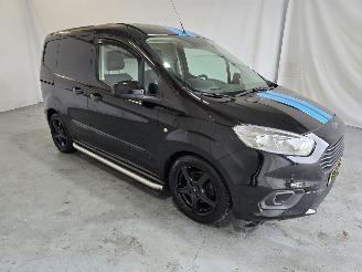 danneggiata veicoli commerciali Ford Transit COURIER 1.5 TDCI Limited Duratorq S&S 2020/7