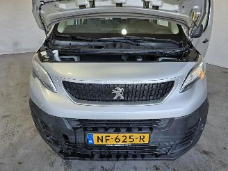 Peugeot Expert TRAVELLER 1.6 BlueHDi Bus Long picture 13