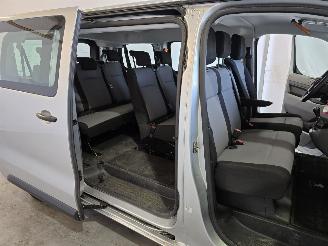 Peugeot Expert TRAVELLER 1.6 BlueHDi Bus Long picture 18