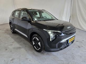 Schadeauto Kia EV3 Air 81.4 kWh 2025/8