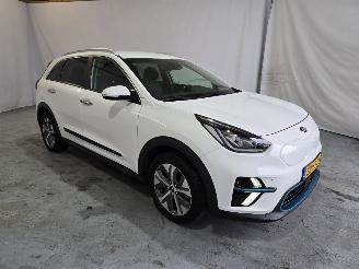 uszkodzony samochody osobowe Kia e-Niro ExecutiveLine 64 kWh 2019/5