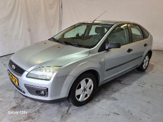 Ford Focus 1.6-16V First Edition picture 3