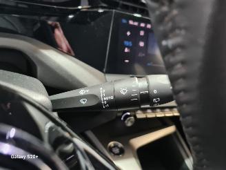 Peugeot 308 1.2 PureTech Active Pack Business picture 29