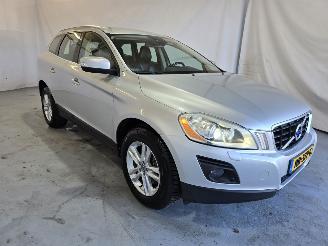 Schadeauto Volvo Xc-60 2.4 D5 AWD 2010/1