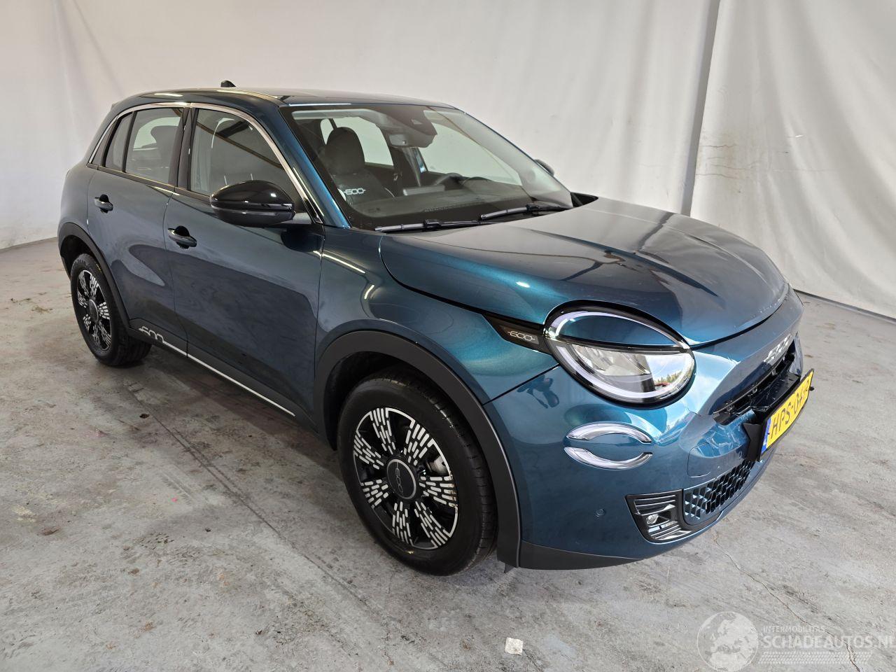 Fiat 600 1.2 Hybrid Urban