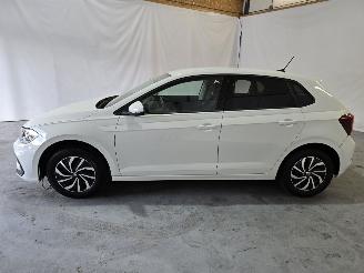 Volkswagen Polo 1.0 TSI Life picture 4
