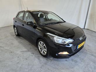 Schadeauto Hyundai I-20  2018/7