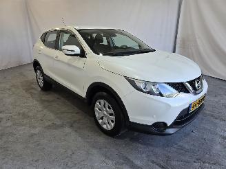 skadebil auto Nissan Qashqai 1.2 Visia 2015/5