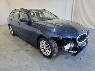 Schadeauto BMW 3-serie 318 i 2023/1