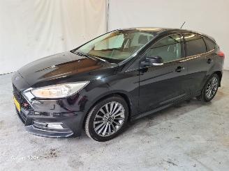 Ford Focus 1.0 Lease Edition picture 4