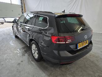 Volkswagen Passat 1.5 TSI Eleg.Bns R picture 5