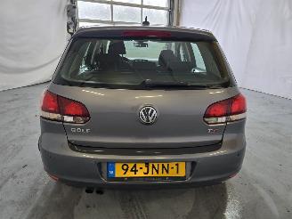 Volkswagen Golf 1.4 TSI Highline picture 6