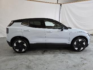 Volvo EX30 Single Motor Extended Range Plus 69 kWh picture 8