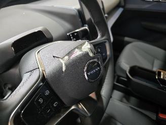 Volvo EX30 Single Motor Extended Range Plus 69 kWh picture 13