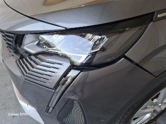 Peugeot 5008 1.2 PT BL. Allure picture 11