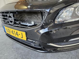 Volvo V-60 2.4 D5 Twin Engine R-Design picture 9